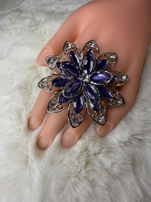 Duży pierścionek kwiat pierścionek regulowany ogromny pierścionek