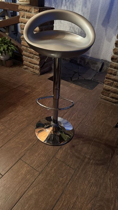 Стул барный