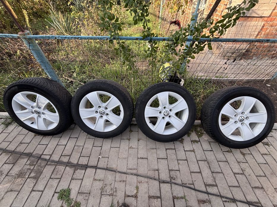 Продам Колеса з гумою 205/55/р16