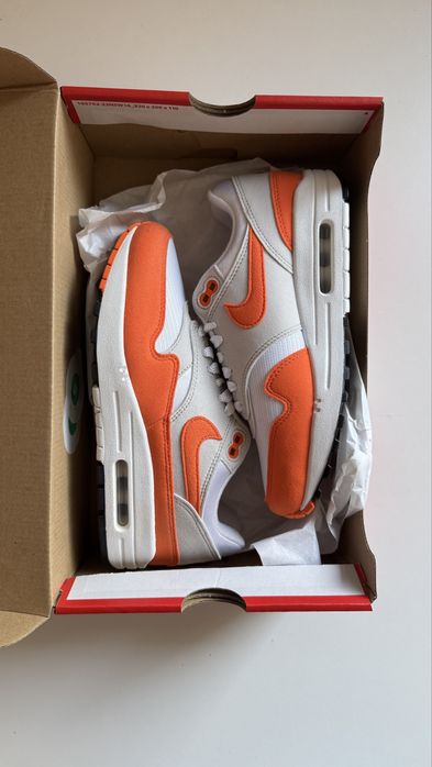 Nowe Nike Air Max 1 „Safety Orange” rozmiar 38 wkładka 24 cm.