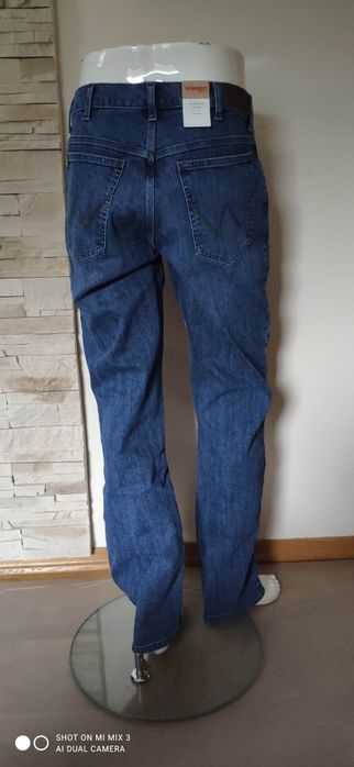 Wrangler Straight Mid Stone wyprzedaż męskie jeansy rozm 36/34