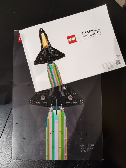 Lego 10391 Pharrell Williams over the moon64585535141377122