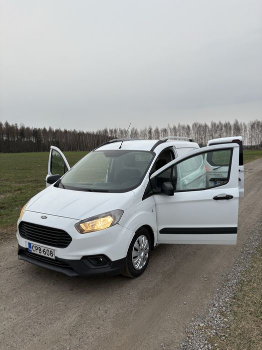Ford Transit Courier