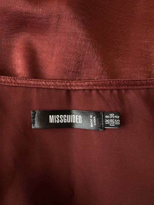 Ruda damska sukienka krótka falbanki kopertowy dekolt S 36 Missguided