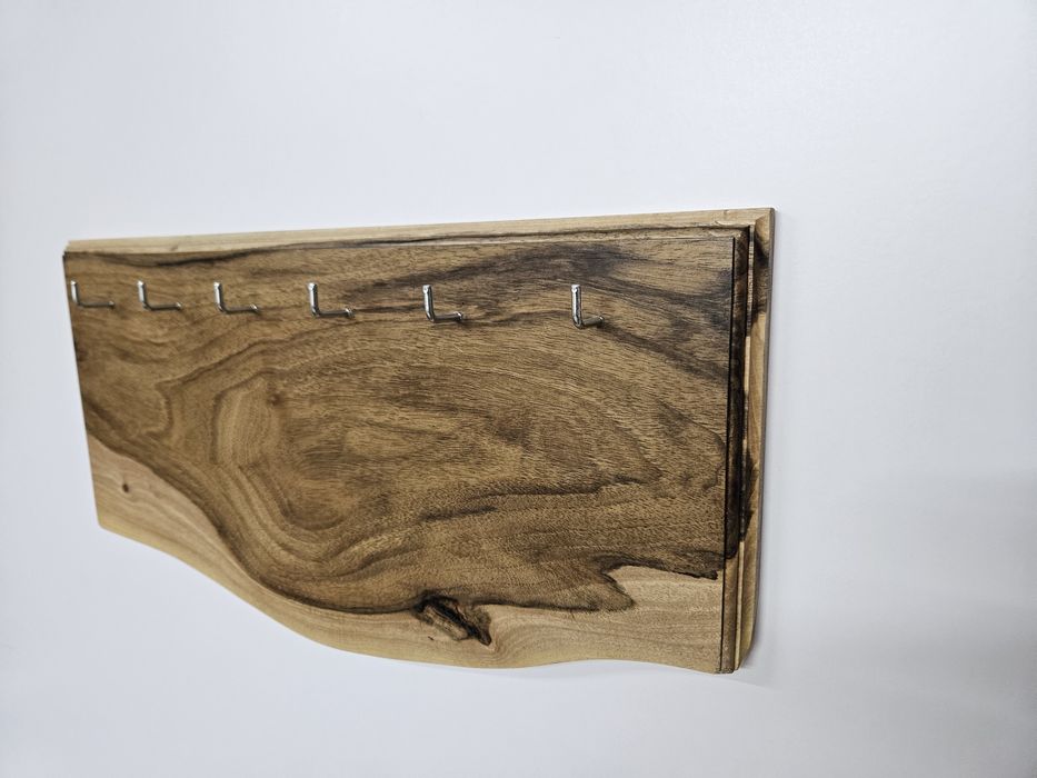 Ключниця. Вішалка для ключів.