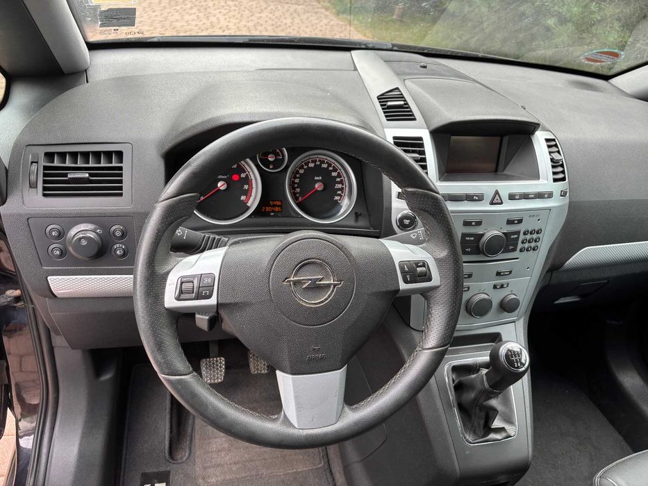 OPEL ZAFIRA B 1.8 140KM*euro5*COSMO*serwis*skrzynia-problem*z Niemiec