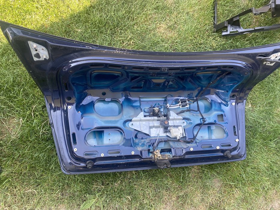 Кришка багажника, двері Volkswagen Bora