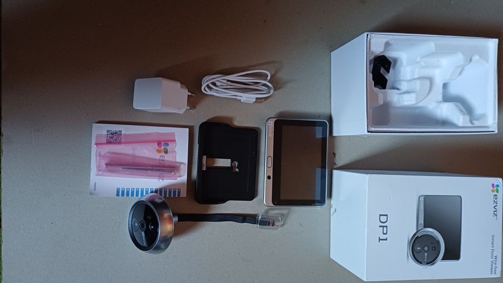 Ezviz DP 1 wizjer WiFi nowy