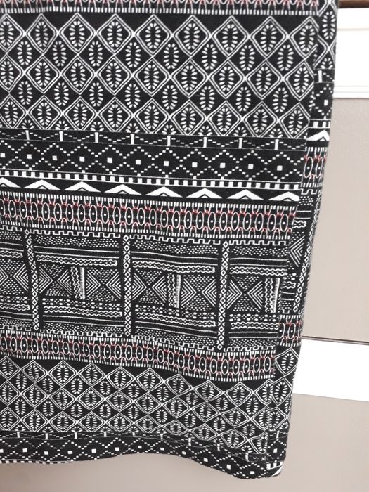 Sukienka mini dopasowana obcisła Reserved rozmiar XS/S azteckie wzory