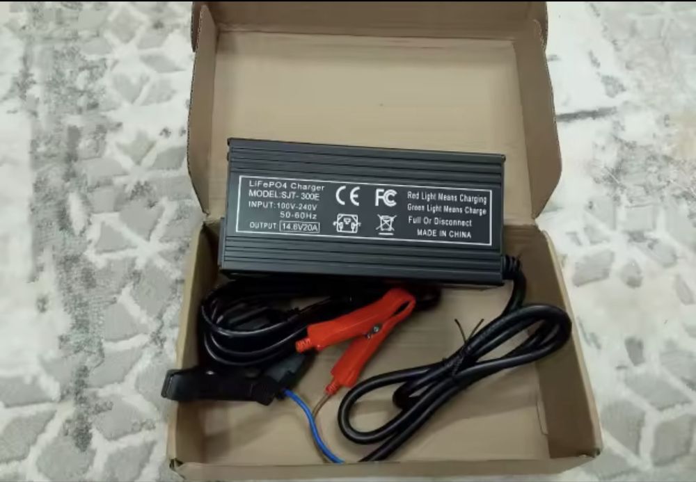 Зарядний пристрій 20A 14.6V LiFePO4 акумулятор 4S (12v)12.8v CC-CV
