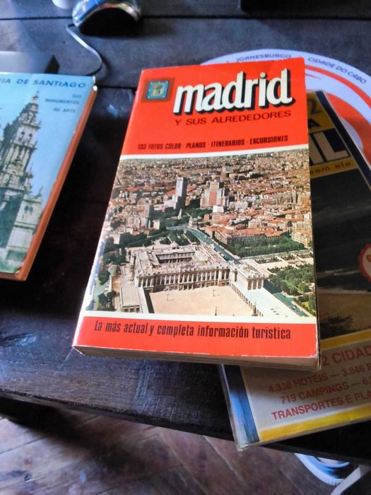 Guias de viagem diversos