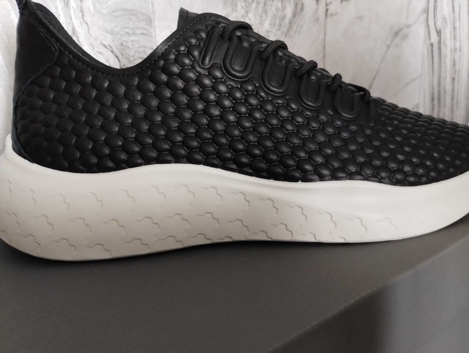 чоловічі кросівки Ecco