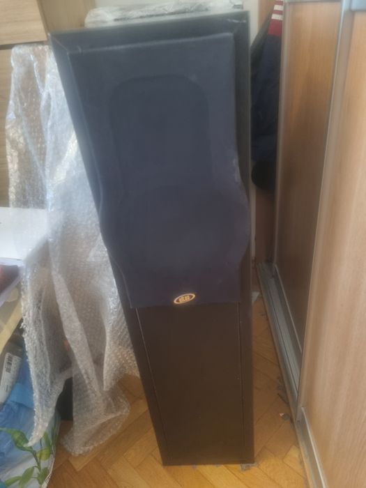 Srzedam  Onkyo widoczne na zjeciach plus kolumny