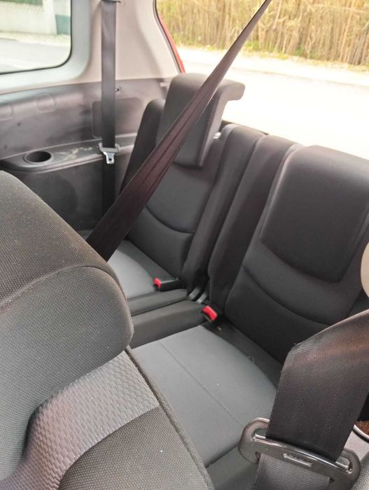 MAZDA 5 143 cv 2.0  7LUGARES