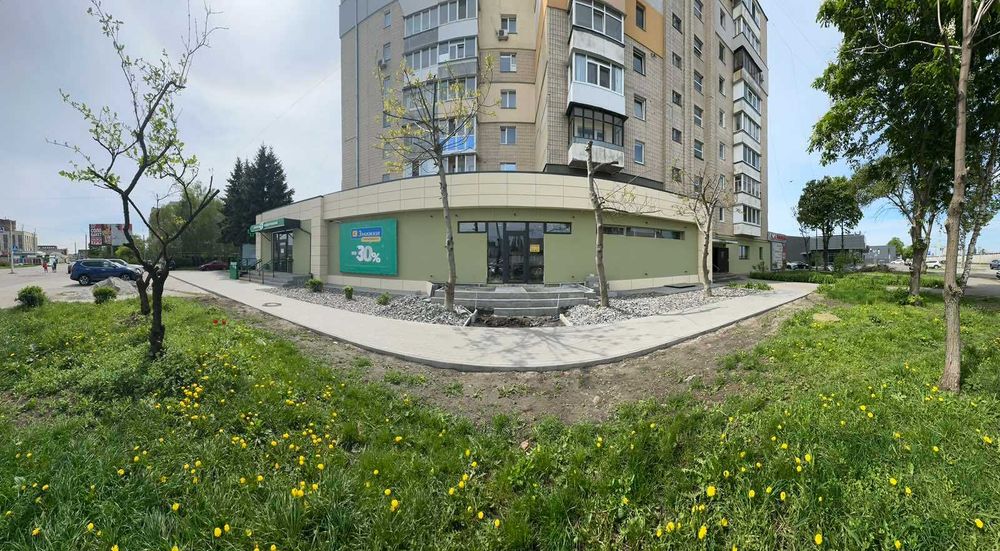 Здам 260м2! Фасад! Стоянка!Об'єкт біля нового АТБ в одній лінії!Центр!