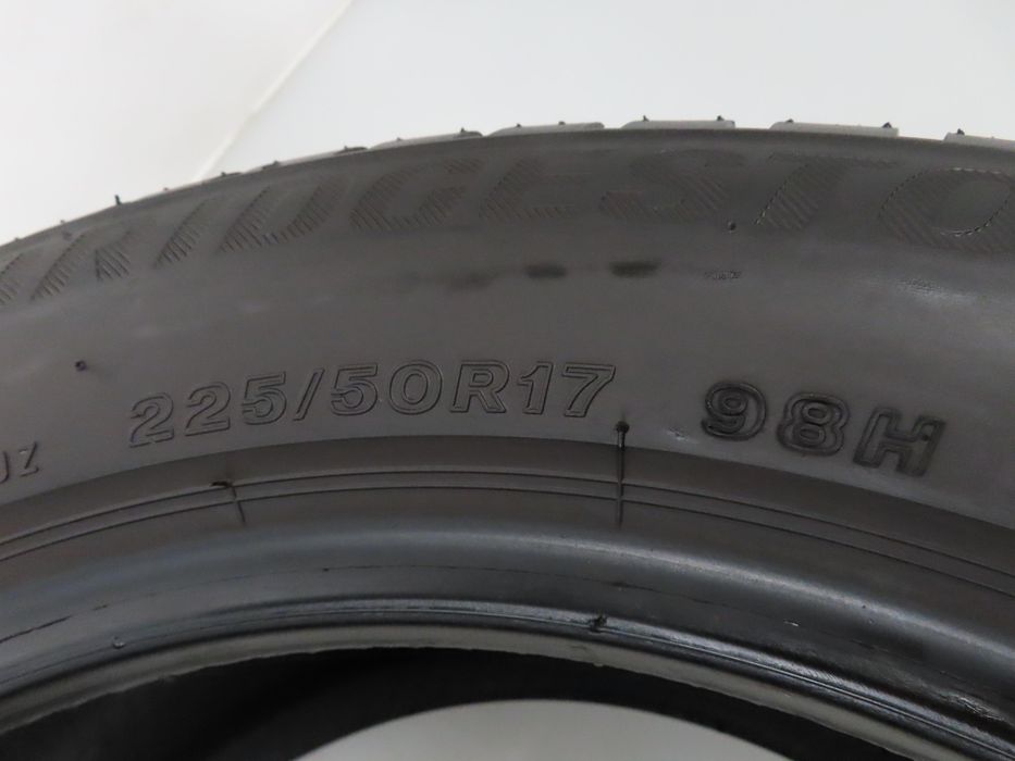 2x 225/50r17 Opony Zimowe Używane Bridgestone Blizzak Lm001 98h Xl Ao
