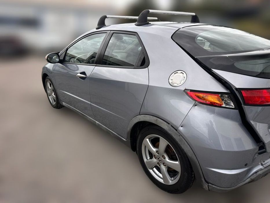 HONDA Civic VIII Hatchback (FN, FK) 1.4 Gasolina 83 cv  61 kW 2005 -