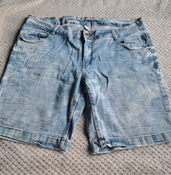Spodenki szorty męskie jeansowe r. 44 UP Fashion