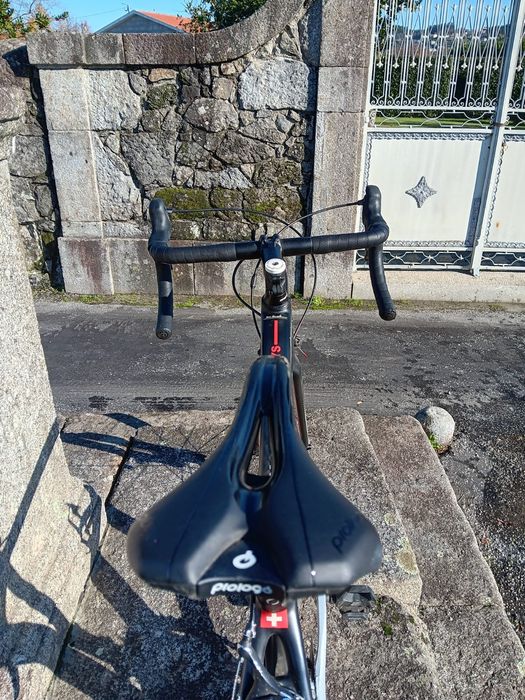 Bicicleta estrada carbono