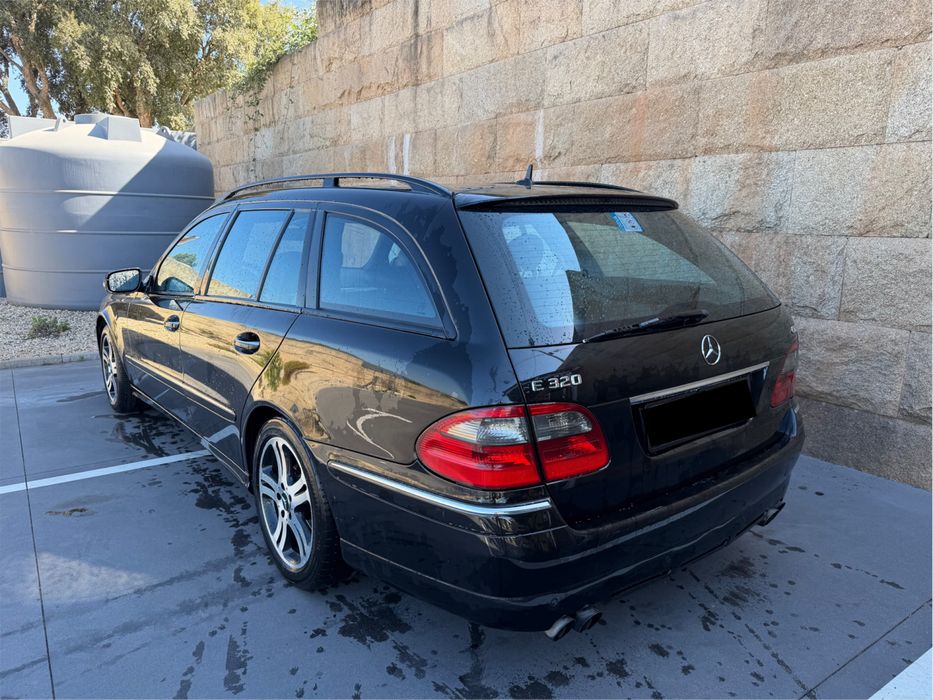 Mercedes-Benz E 320 — fotografia 4
