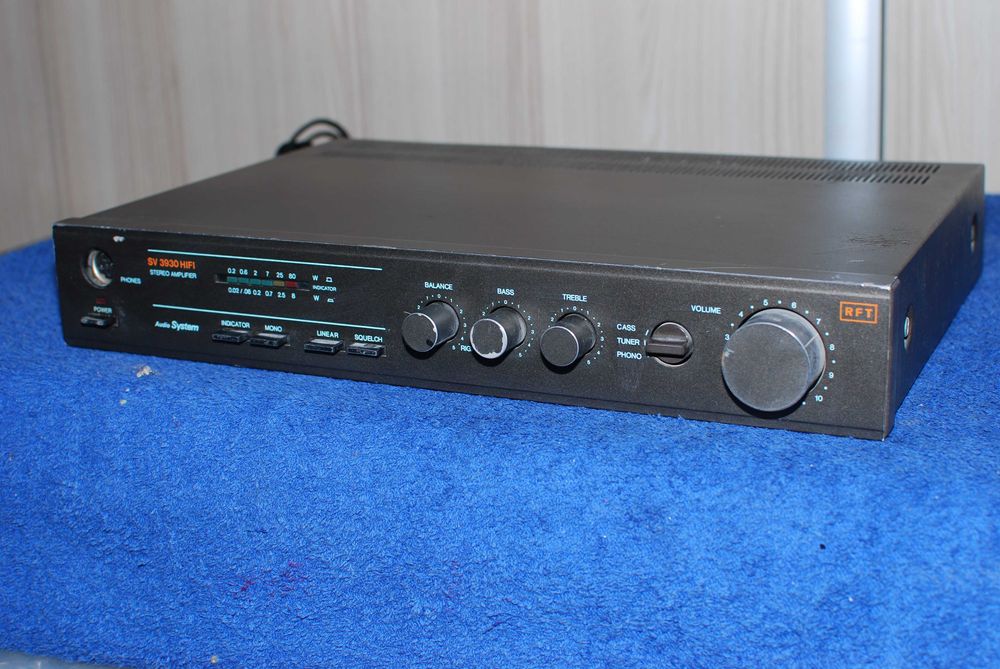 Wzmacniacz RFT SV3930HiFi Lata 80 -te