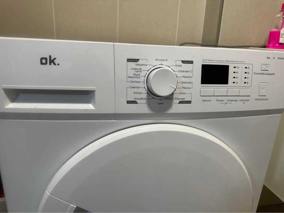 MÁQUINA DE SECAR ROUPA – A FUNCIONAR