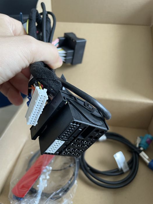 Carplay & android auto dekoder dla Mercedes C class W205