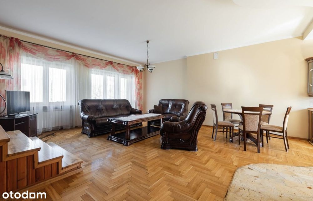 Dom – Kalisz, Osiedle Marii Konopnickiej, Czaszki - Widok 2