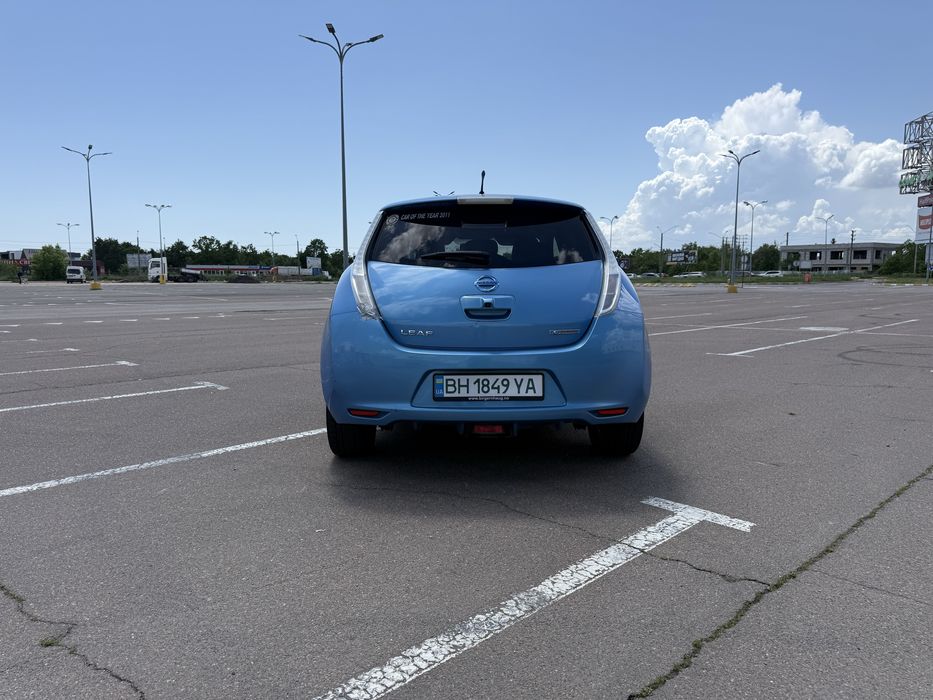 Nissan Leaf  запас хода 90 км(eco)