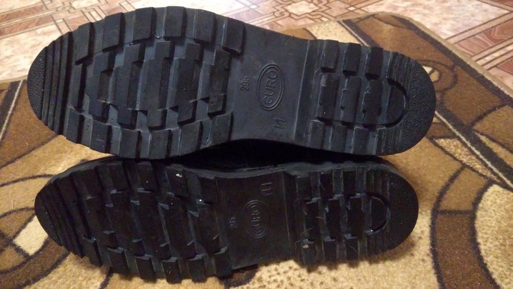 Чоботи чоловічі!