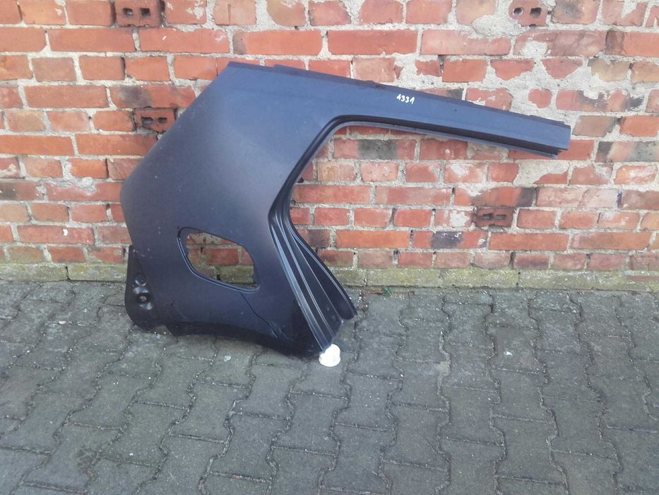 Błotnik tylny prawy Volkswagen VW Golf 7 VII 5 drzwi 2012-> nr4331