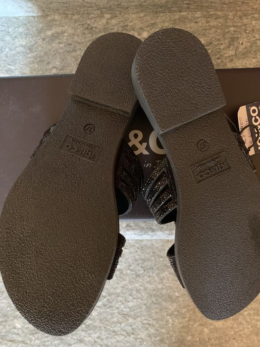 Skórzane, błyszczace klapki IGI&CO rozmiar 37