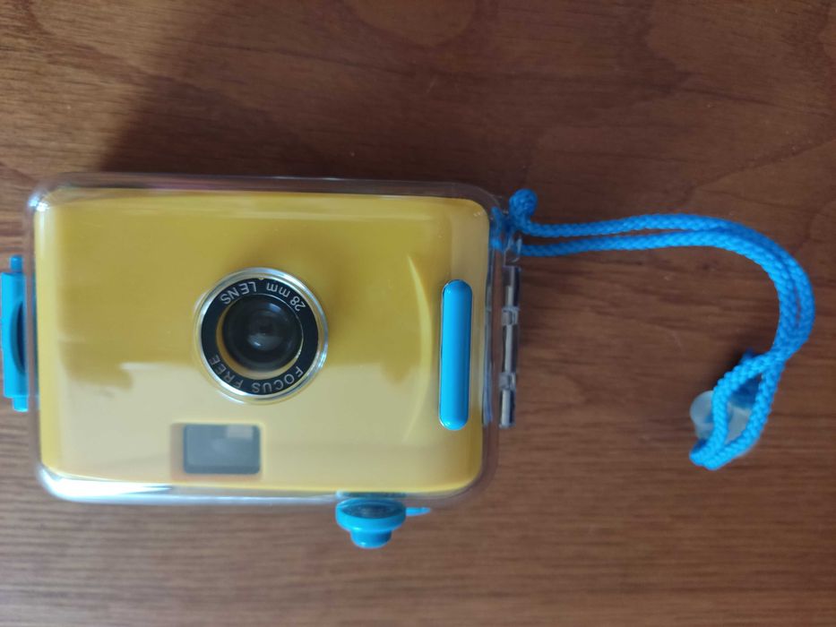 Máquina fotográfica à prova de água - NOVA