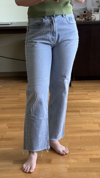 Джинси Stradivarius