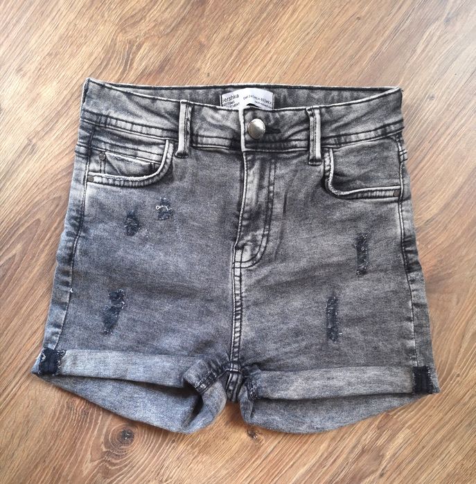 Spodenki Bershka roz 34