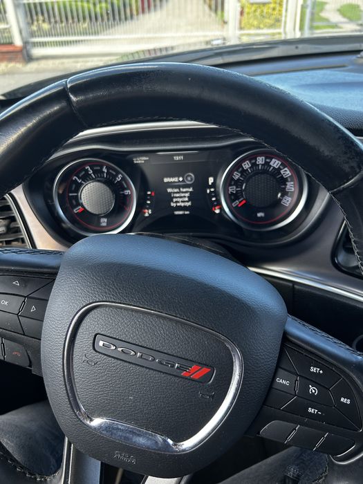 Sprzedam Dodge Challenger 3,6
