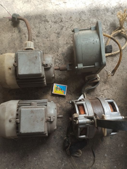 Продам асинхронный двигатель
