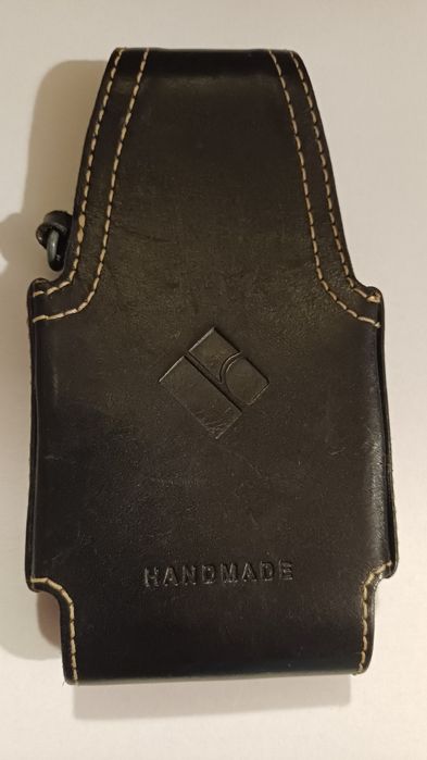 Stare skórzane etui futerały Bugatti i Nokia