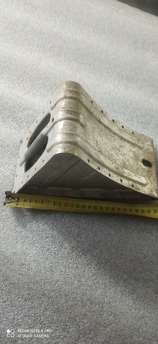 Упор противідкатний.