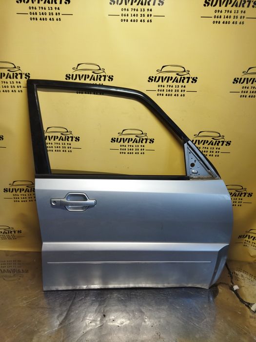 Дверка Дверь Передня права Мітсубіші Паджеро Вагон  Mitsubishi Pajero