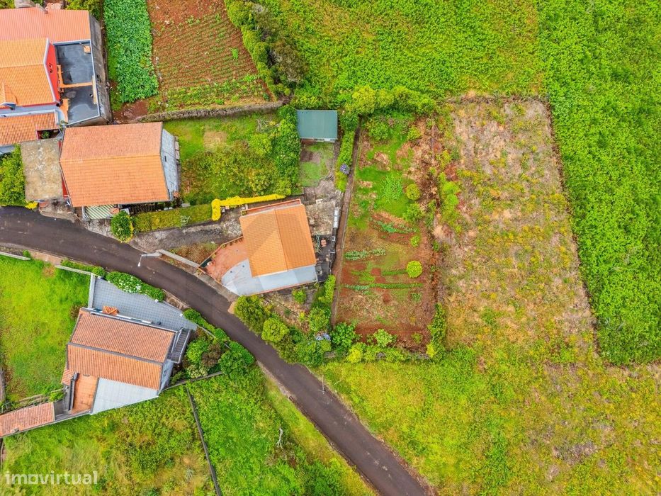 Moradia Unifamiliar com Terreno – Achadas da Cruz, Porto Moniz
