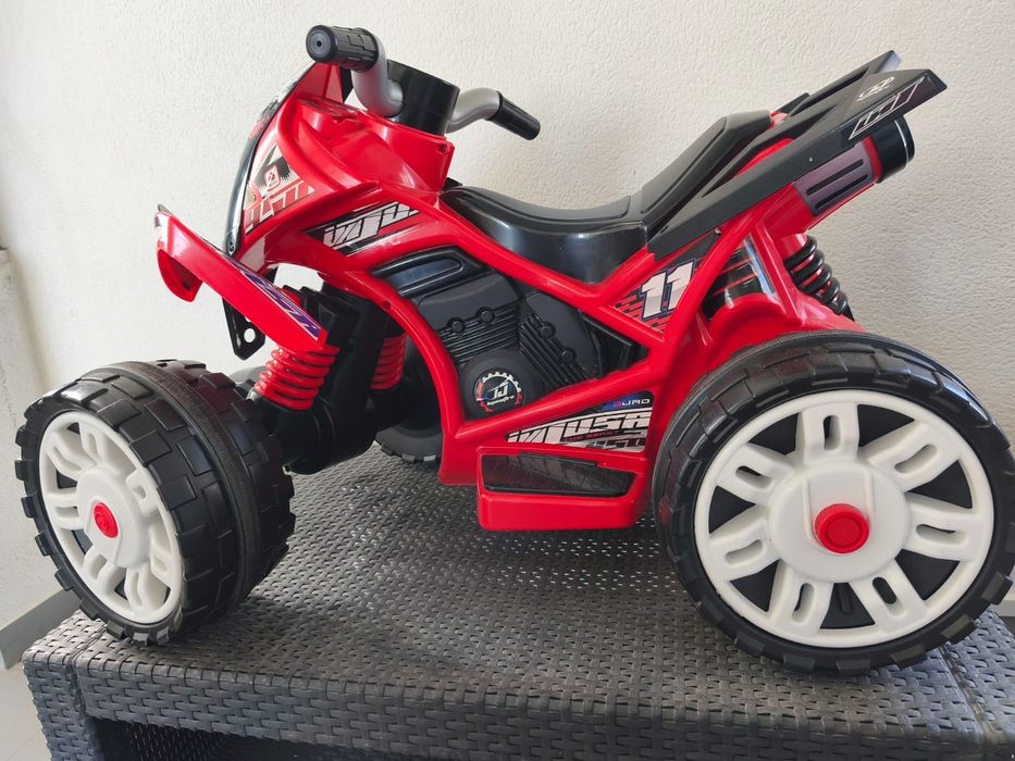 MOTO4-  Elétrica 12v