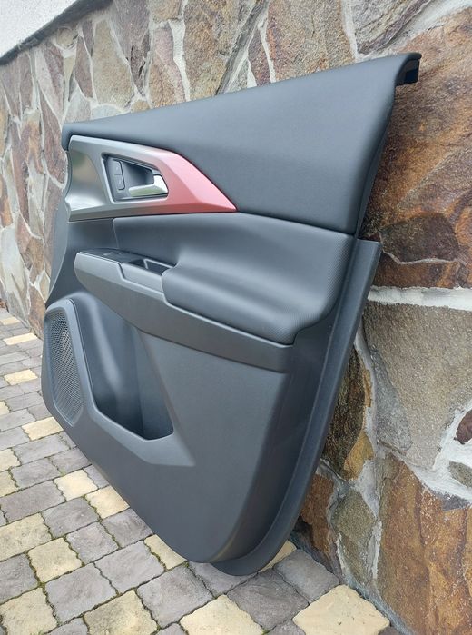 Карта двері Chevrolet equinox EV RS USA 2024-2025 права передня.