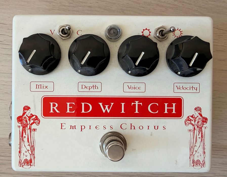 Red Witch Empress Chorus + pudełko