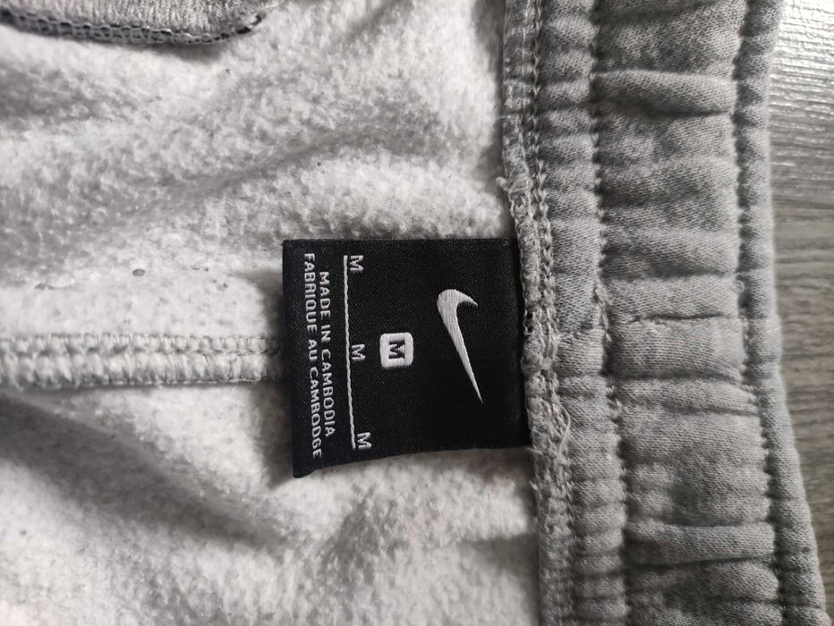 Теплі спортивні штани Nike