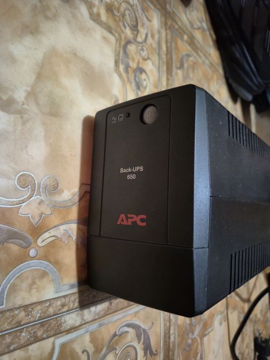 дбж apc Back-UPS 650VA (BX650LI-GR)