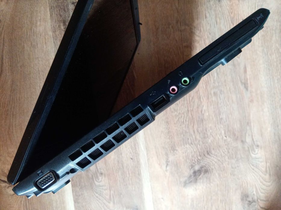 Samsung в идеальном состоянии без зарядного