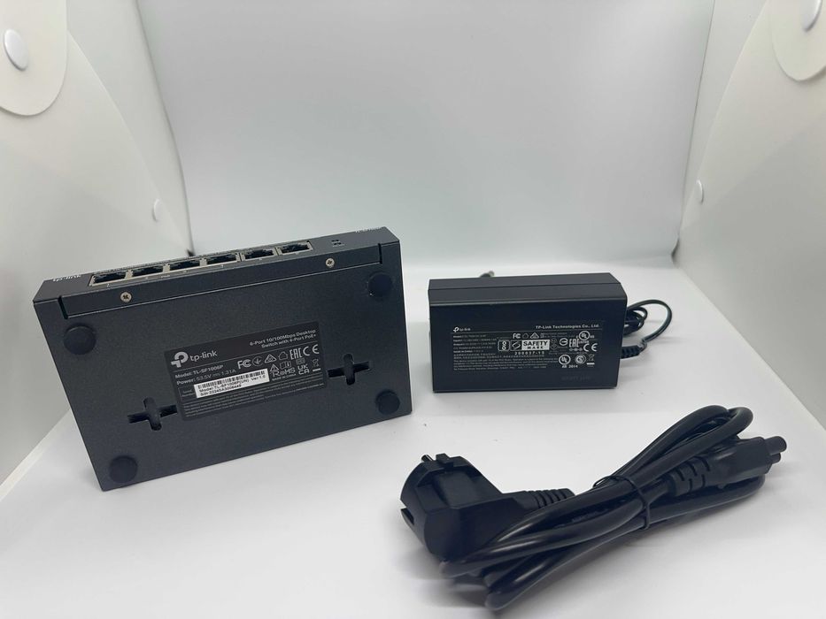 TP-Link TL-SF1006P - Switch 6P