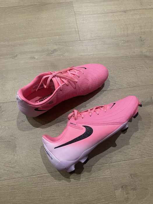 Chuteiras Nike PHANTOM