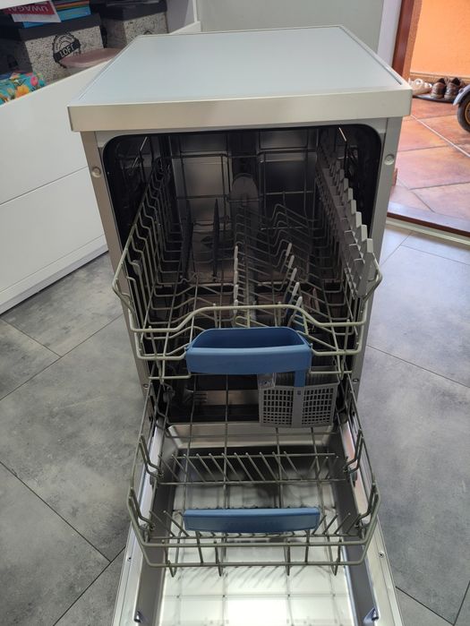 Zmywarka  Bosch wolnostojąca  45 Polecam
